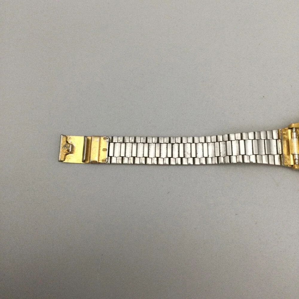 Pierre Cardin Womens Watch 24mm Gold Tone Adjustable Bracelet Dress New Battery